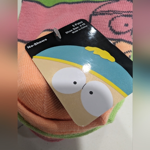 🛍️5/$25🛍️ Southpark Socks 5 pair included! NWT. Bundle&Save - Picture 2 of 7